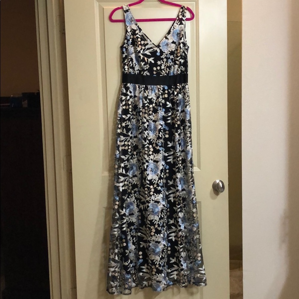 Lauren Ralph Lauren floral lace gown